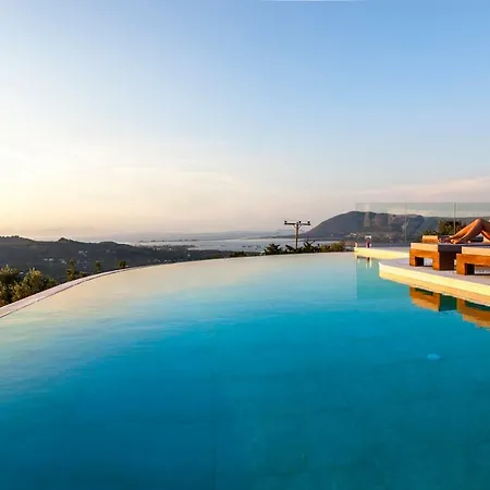 Skyfall Villa *