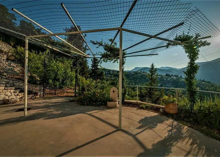 Skyfall Lygia (Lefkada)